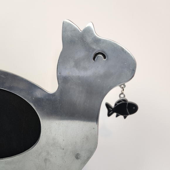 Cat Fish Photo Frame Large Silver Metal Freestanding Curved 11” Decor 4x6 Cats - Picture 2 of 9